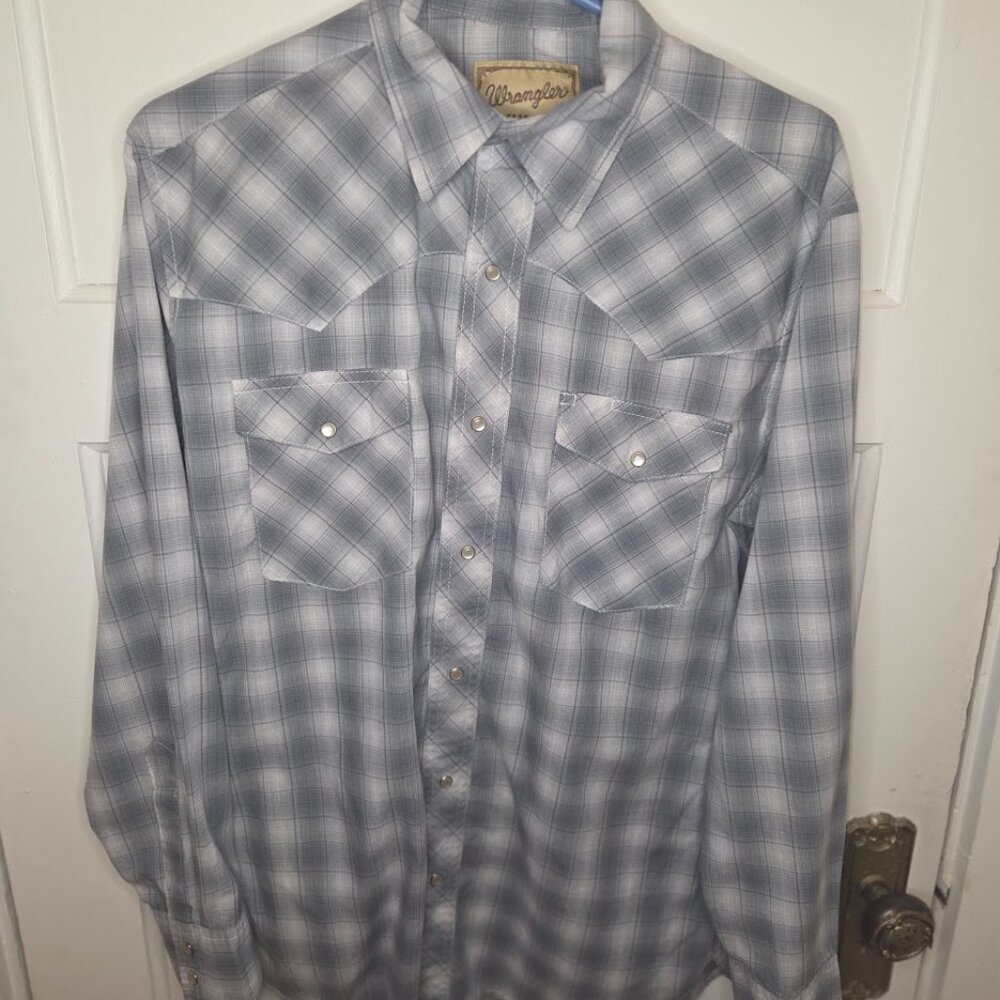 Wrangler Western Gray Plaid Pearl Snap Button Down Collared Shirt - Men's Medium